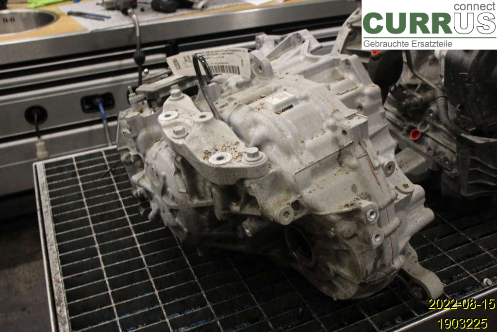 VOLVO V40  CROSS COUNTRY 13-19 Gearbox (Automatic) 36050778 D4204T9