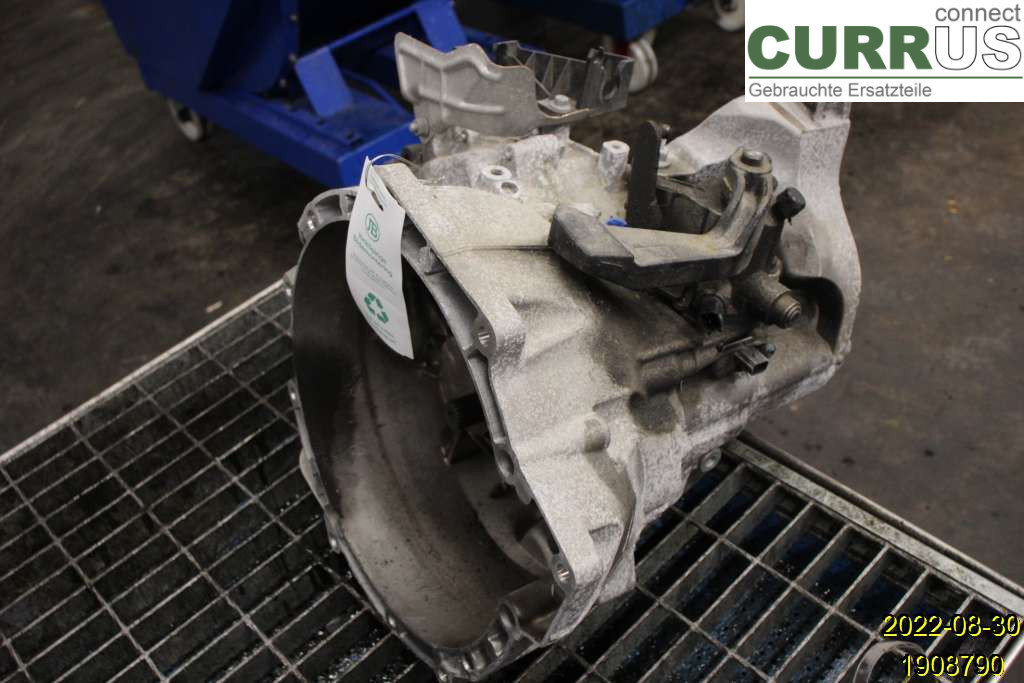 VOLVO V40  12-19 Gearbox (6-speed) 36011556 B4164T4