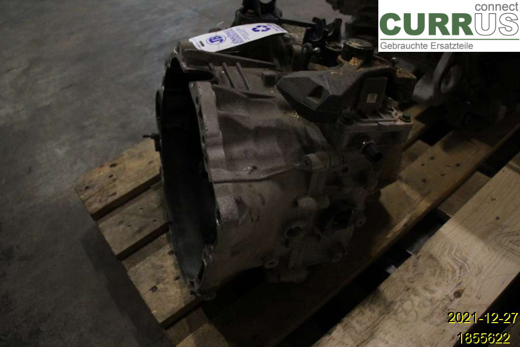 VOLVO V40  12-19 Gearbox (6-speed) 36010296 D4204T9