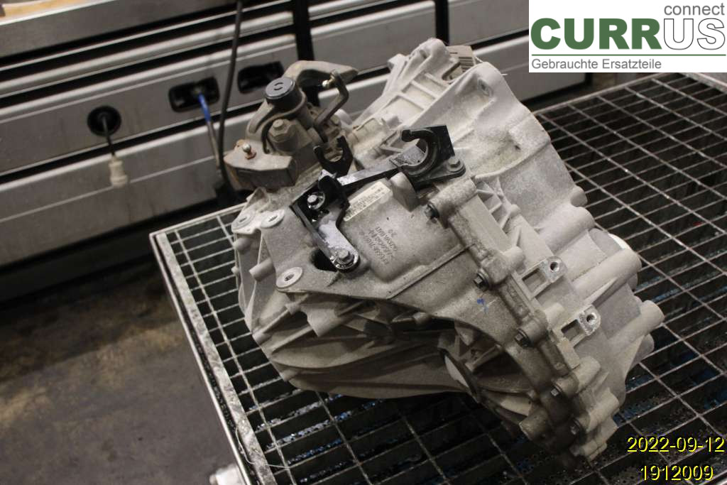 VOLVO V60  14-18 6-Gang-Getriebe 36010330 D4204T14