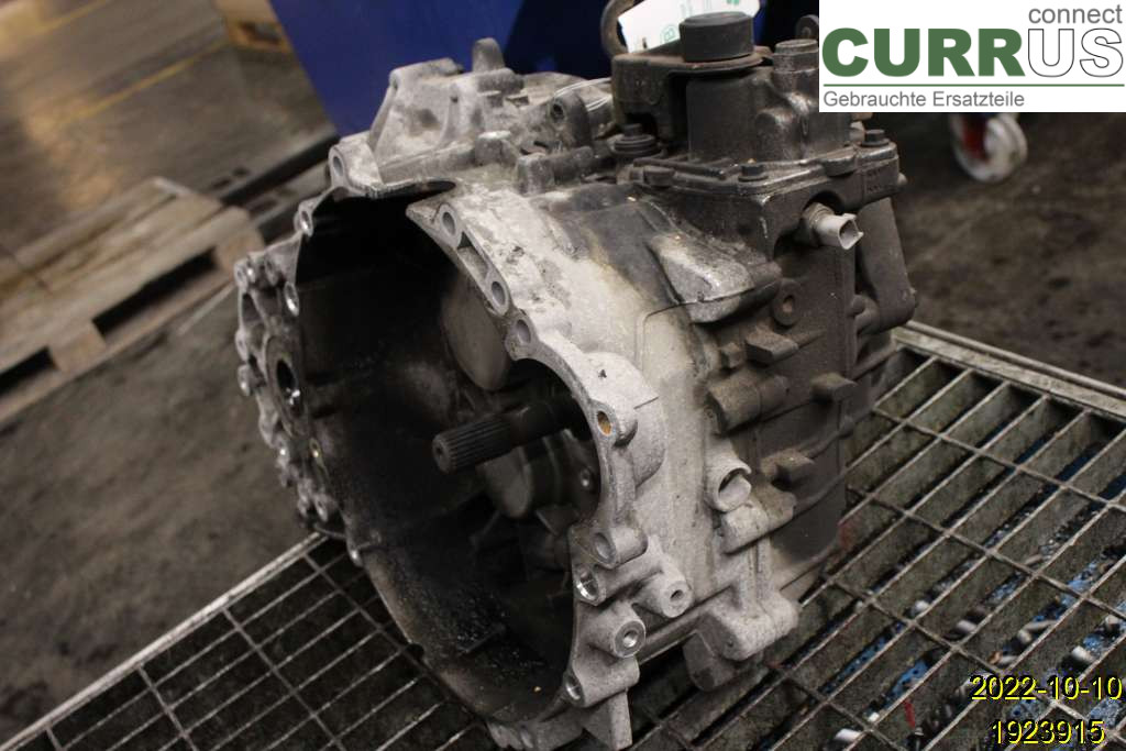 VOLVO XC60  09-13 Gearbox (6-speed) 36001575 D5204T2