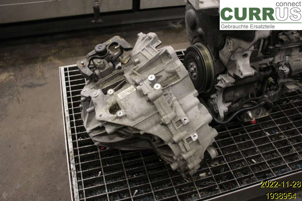 VOLVO V60  14-18 6-Gang-Getriebe 36010330 D4204T14