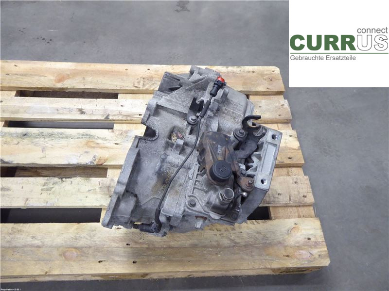 VOLVO S60      11-13 6-Gang-Getriebe 36001863 D5204T2