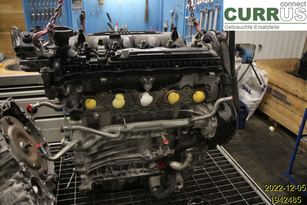 VOLVO V40  12-19 Silnik 36050627 D5204T6
