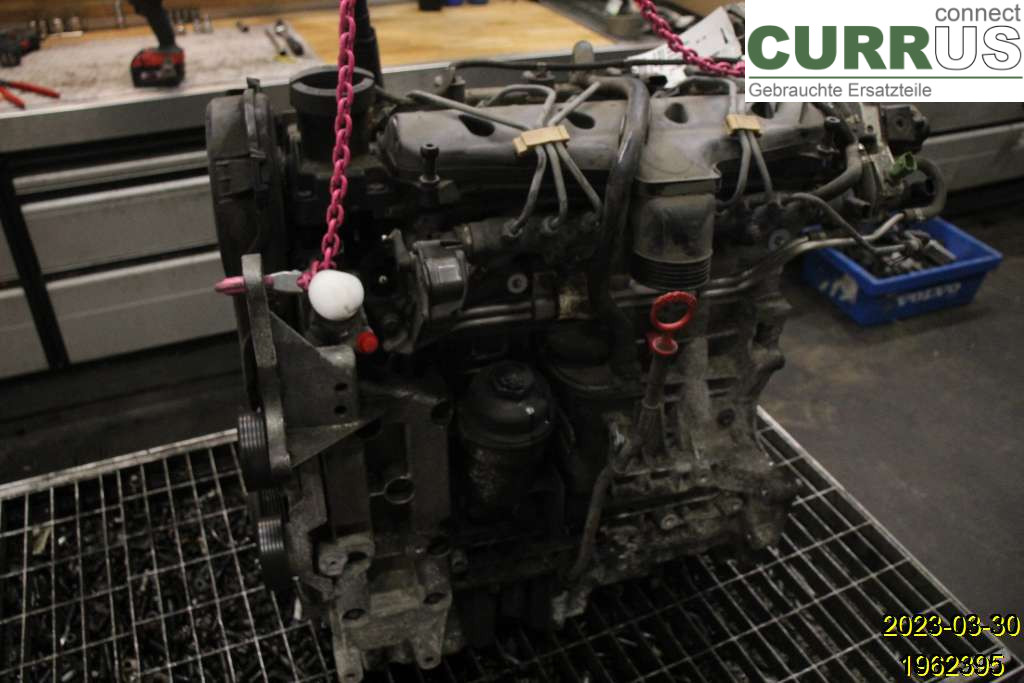 VOLVO S60      05-10 Silnik 36050449 D5244T5