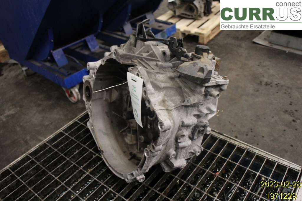 VOLVO S60  14-18 Gearbox (6-speed) 36010330 D4204T14