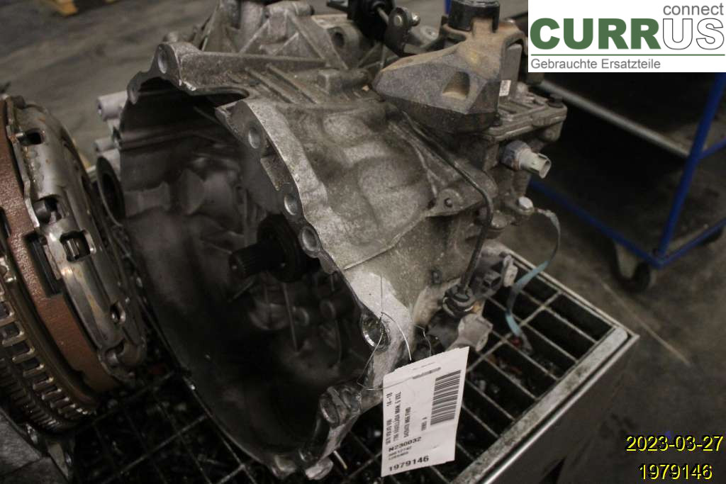 VOLVO V60  14-18 Gearbox (6-speed) 36012742 D4204T8