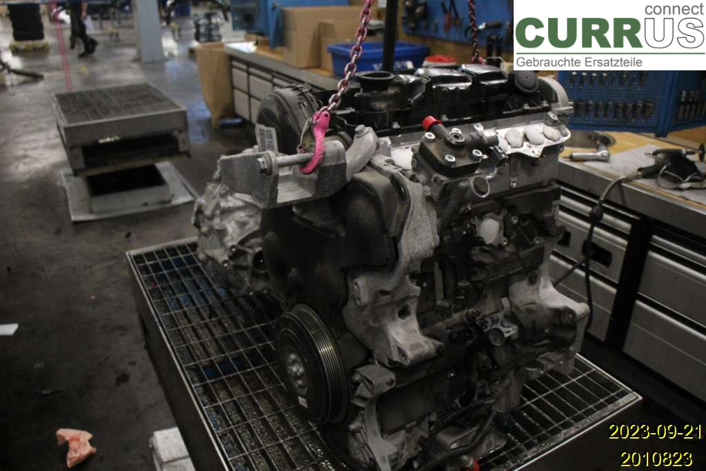 VOLVO V40  CROSS COUNTRY 13-19 Engine 36010067 D4204T8