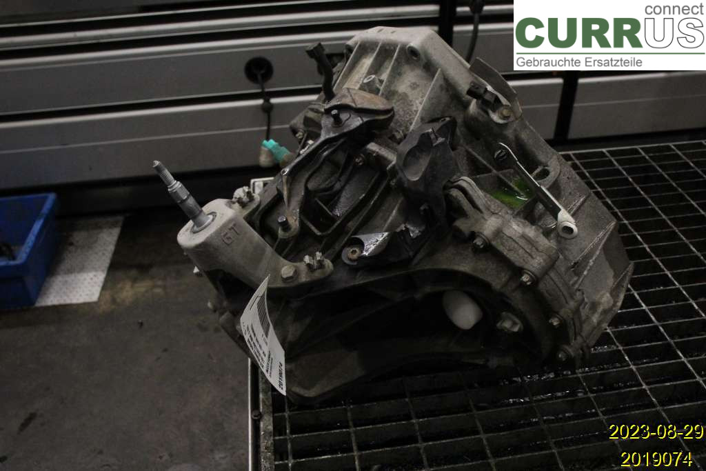 RENAULT KADJAR  15- Gearbox (6-speed) 320105732R K9K-636