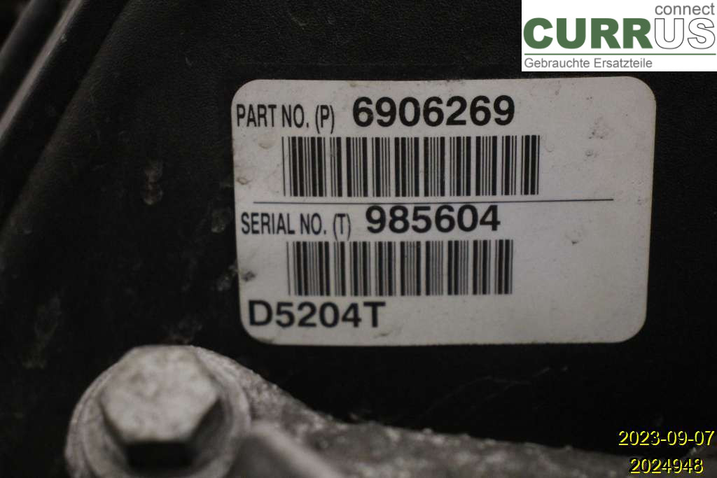 VOLVO V60  11-13 Engine 36050500 D5204T2