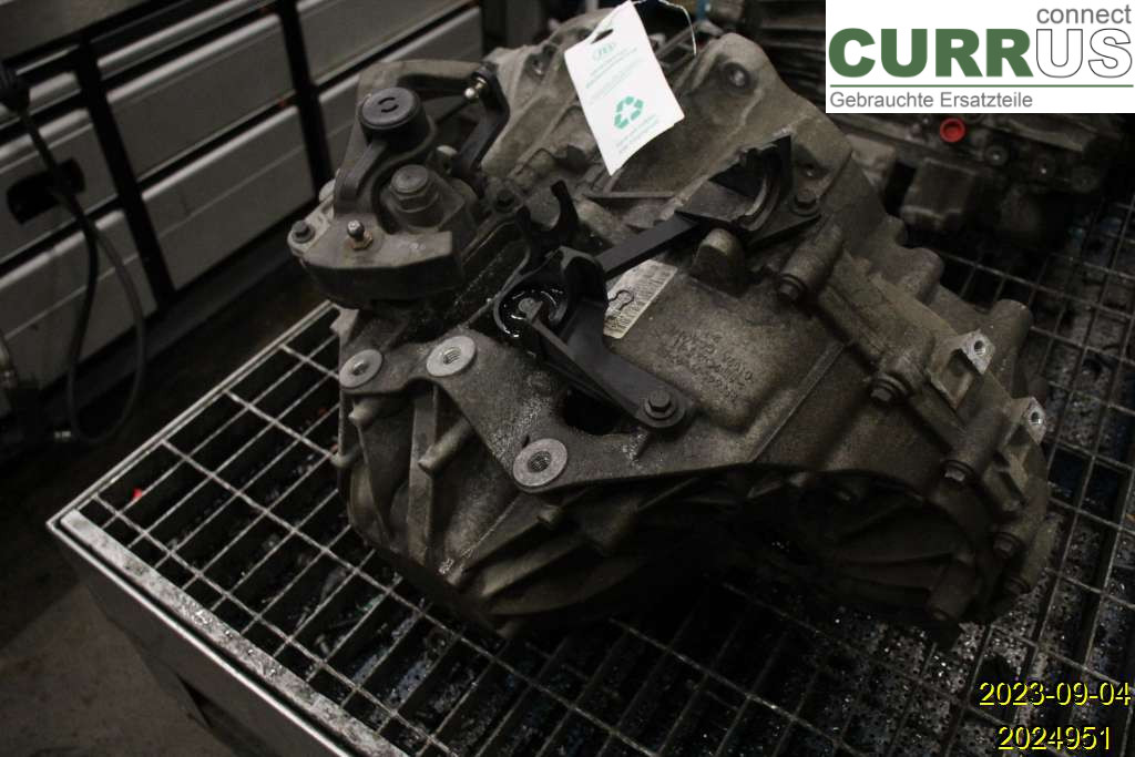 VOLVO S60  14-18 Gearbox (6-speed) 36012742 D4204T9