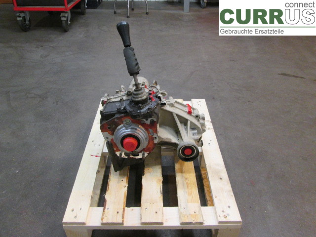 MITSUBISHI L200   96-06 Distribution gear box MR553388 4D56