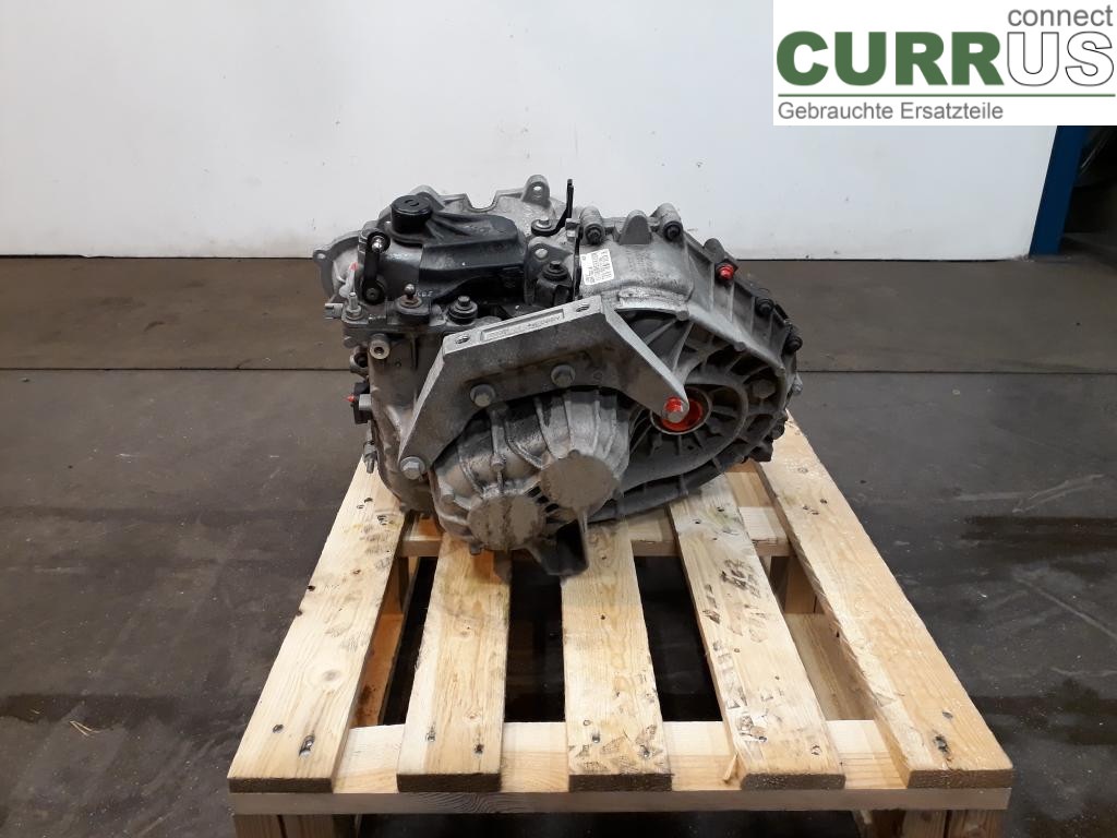VOLVO V60  14-18 Gearbox (6-speed) 36000614 D5204T3
