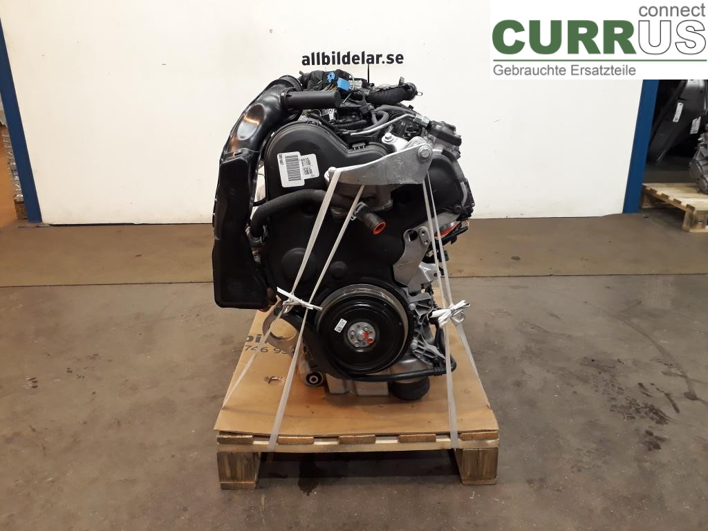 VOLVO V40  12-19 Engine 36010067 D4204T8