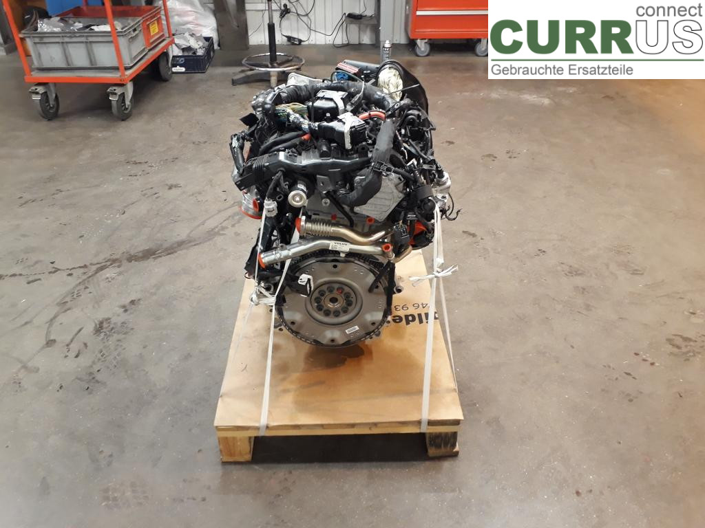 VOLVO V40  12-19 Engine 36010067 D4204T8