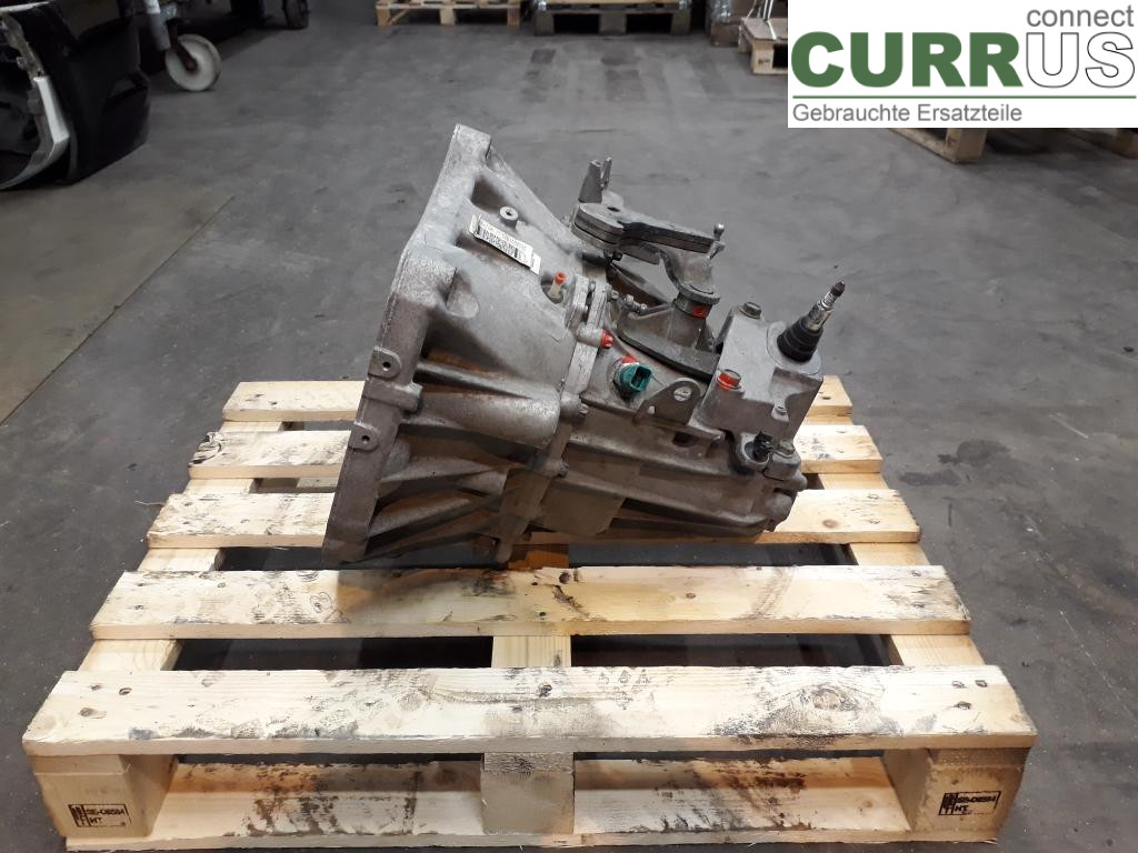 NISSAN QASHQAI   07-10 Gearbox (6-speed) 3201000Q4G MR20DE