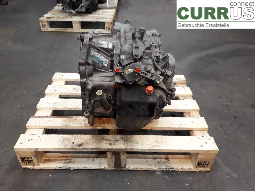 VOLVO V70      05-08 Gearbox (Automatic) 8251840 B5254T2