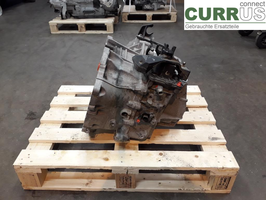 VOLVO XC60  14-17 Gearbox (6-speed) 36010269 D4204T14