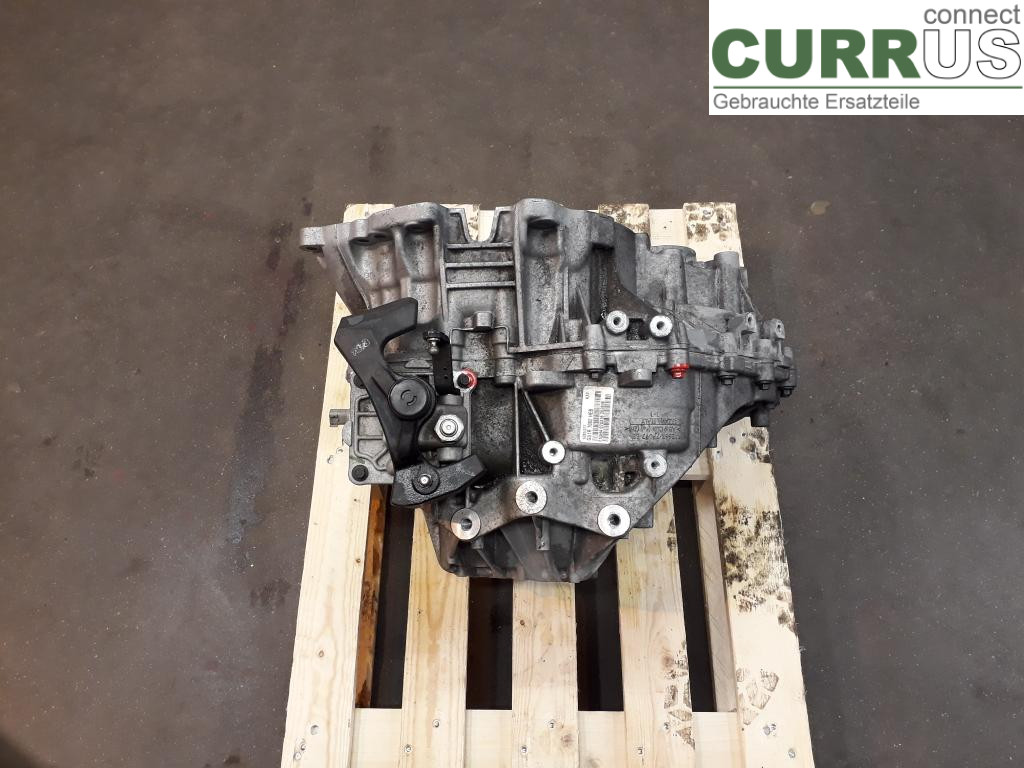 VOLVO V40  12-19 Gearbox (6-speed) 36010298 B4204T38