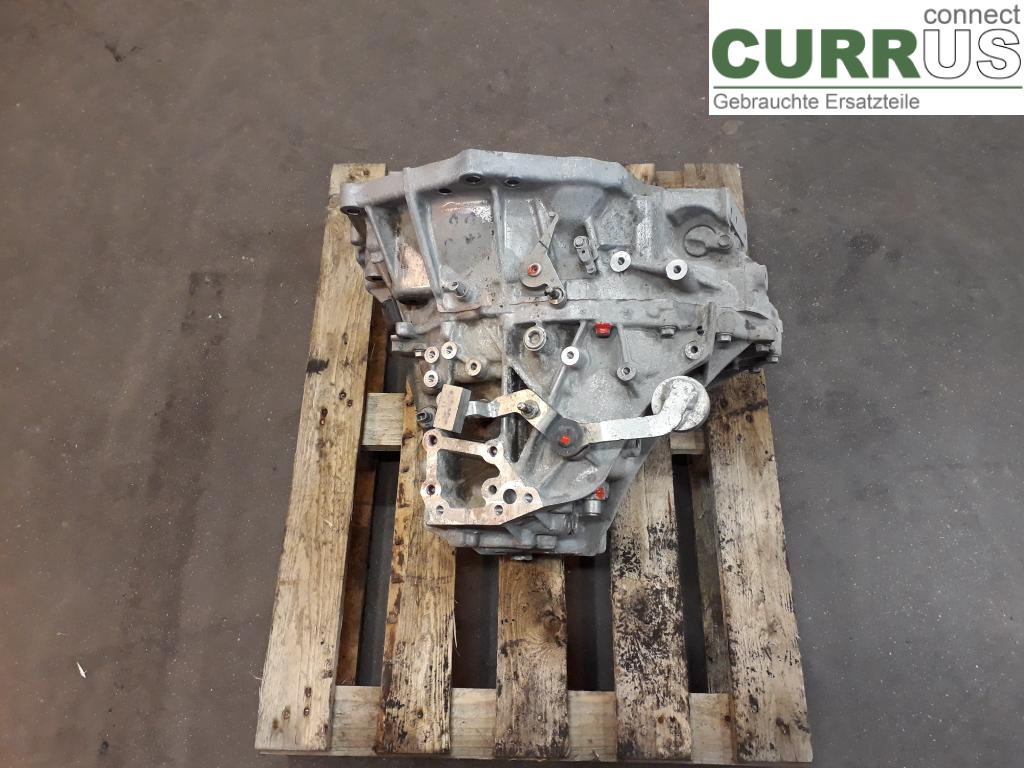 TOYOTA YARIS  15-20 6-Gang-Getriebe 30300-0D311 1NR-FE