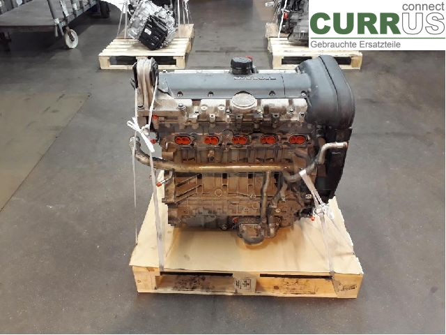 VOLVO V70      05-08 Engine 8251487 B5244SG