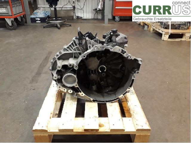 VOLVO S60  14-18 Gearbox (6-speed) 36010332 B4204T37