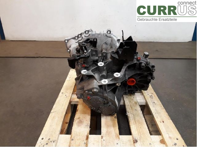 VOLVO V40  CROSS COUNTRY 13-19 Skrzynia 6-biegowa 36012693 D4204T9