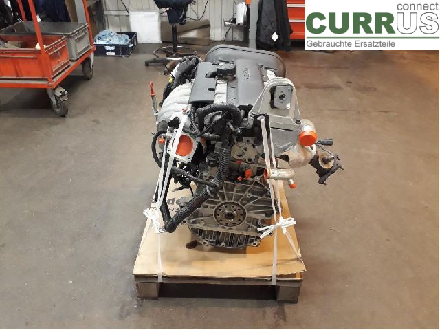 VOLVO S60      05-10 Silnik 36050387 B5244S