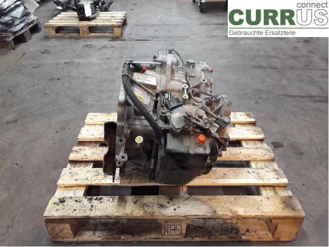 VOLVO V70      05-08 Gearbox (Automatic) 8251837 B5254T2