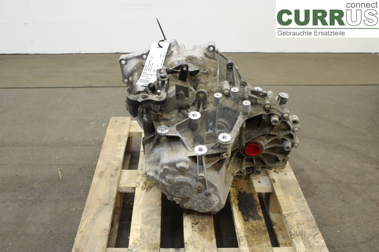 VOLVO V40  12-19 Gearbox (6-speed) 36003286 B4204T37