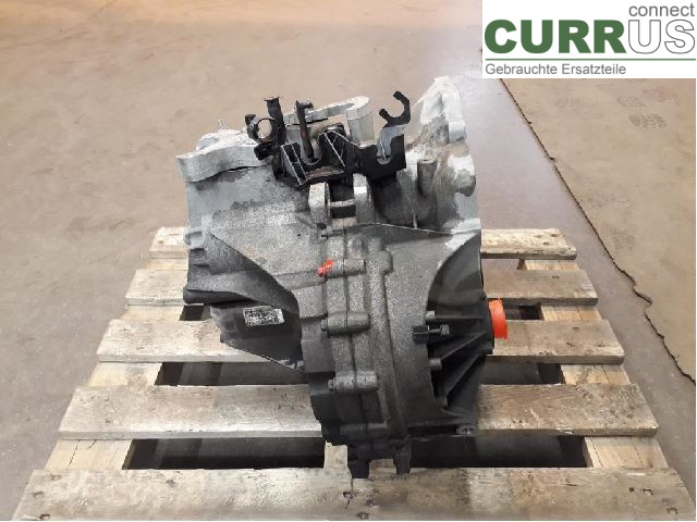 VOLVO V60  14-18 Gearbox (6-speed) 36051127 D4162T
