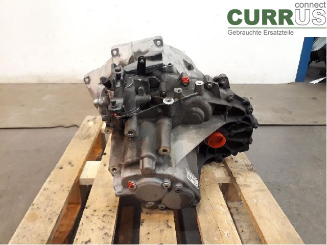 VOLVO V40  12-19 Skrzynia 6-biegowa 36011556 B4164T4