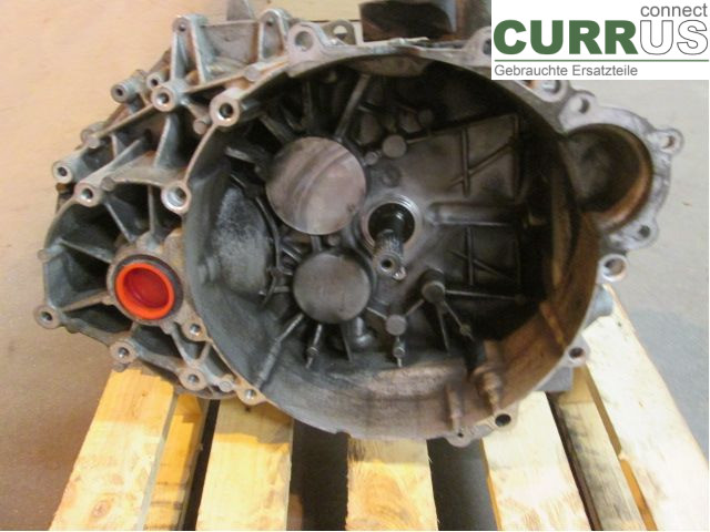 VOLVO V40  12-19 6-Gang-Getriebe 36001737 D5204T6