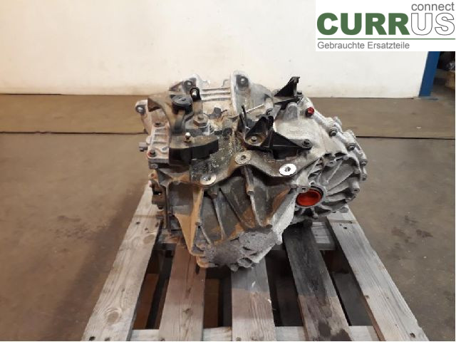 VOLVO V40  12-19 Gearbox (6-speed) 36010298 B4204T38
