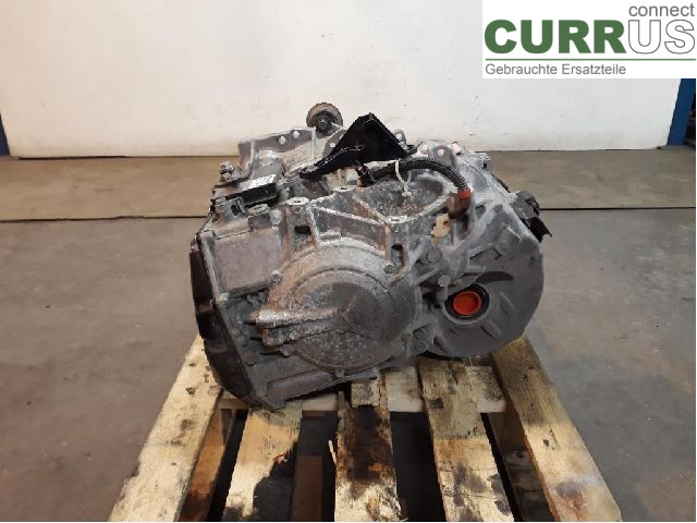 VOLVO V60  14-18 Gearbox (Automatic) 36050600 D97PHEV