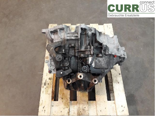 VOLVO S60  14-18 Gearbox (6-speed) 36010332 B4204T37