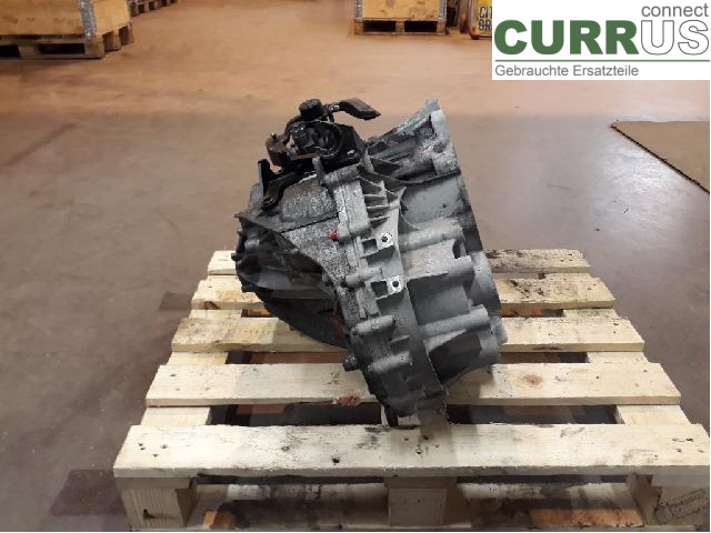 VOLVO S60  14-18 Gearbox (6-speed) 36010332 B4204T37