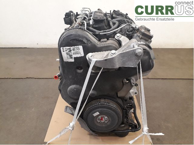 VOLVO V40  12-19 Engine 36010067 D4204T8