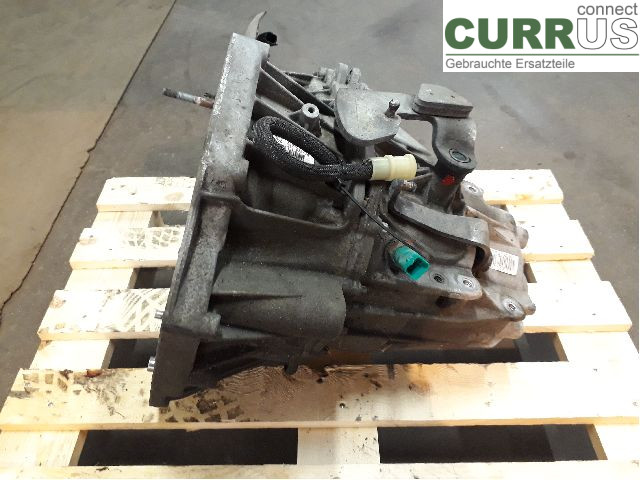 DACIA DUSTER  10-17 Gearbox (6-speed) 8201729751 K9K-856