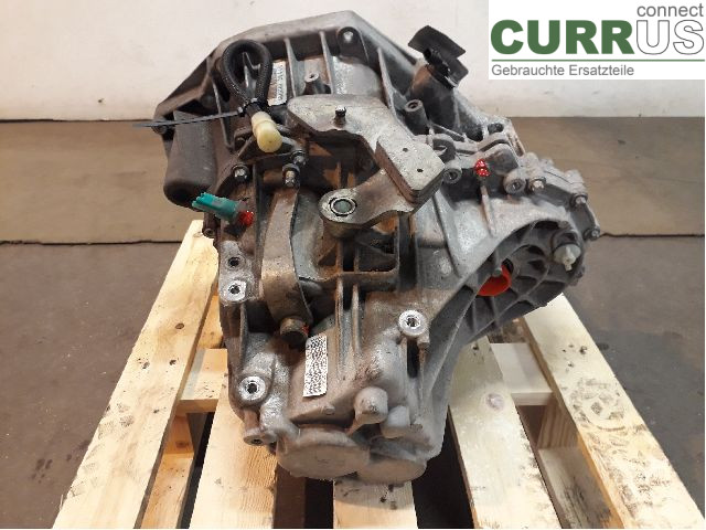 DACIA DUSTER  10-17 Gearbox (6-speed) 8201729751 K9K-856