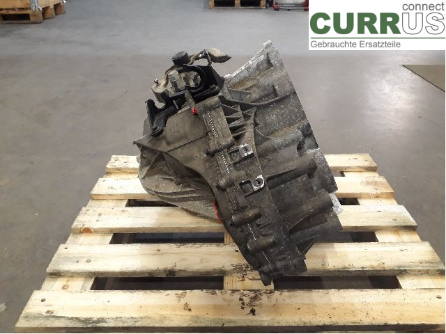 VOLVO V40  12-19 Gearbox (6-speed) 36010296 D4204T9