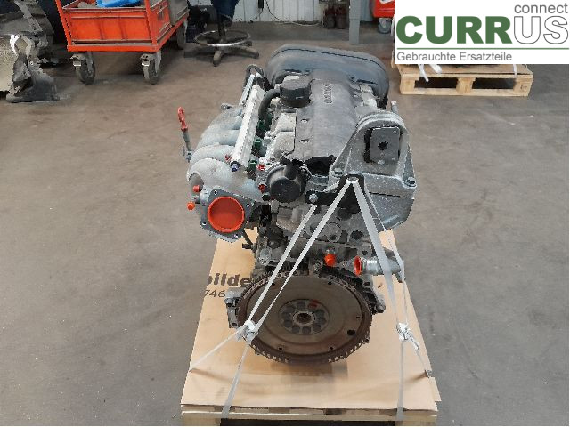 VOLVO V70      05-08 Silnik 36050387 B5244S