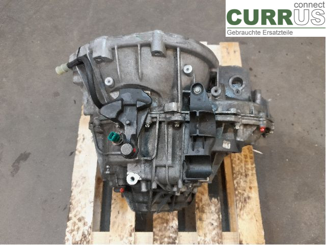 NISSAN NV300  16- Gearbox (6-speed) 3201002Q7H M9R-710