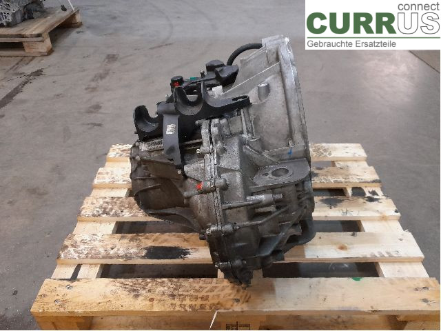 NISSAN NV300  16- Gearbox (6-speed) 3201002Q7H M9R-710