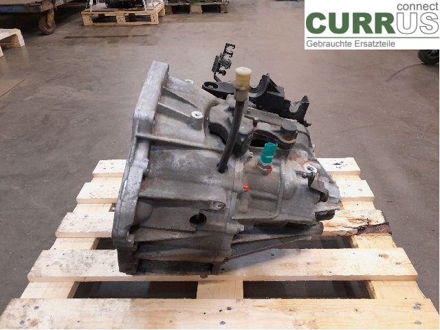 RENAULT TRAFIC  15- Gearbox (6-speed) 8201704616 R9M-450