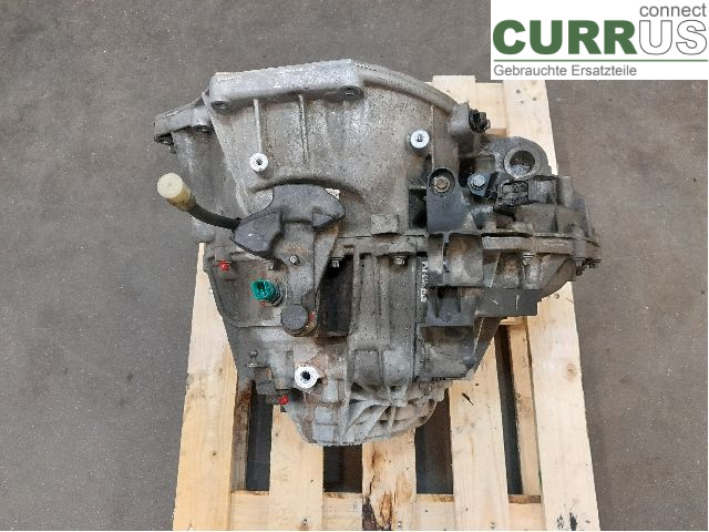 RENAULT TRAFIC  15- Gearbox (6-speed) 8201704616 R9M-450