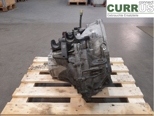 RENAULT TRAFIC  15- Gearbox (6-speed) 8201704616 R9M-450