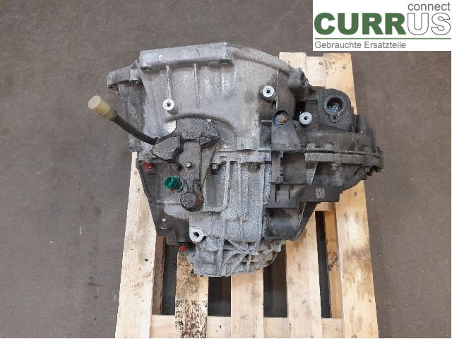 RENAULT TRAFIC  15- Gearbox (6-speed) 8201704616 R9M-450