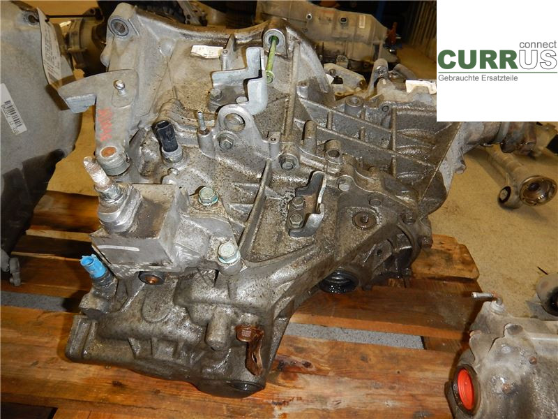 NISSAN QASHQAI   07-10 Gearbox (6-speed) 32010JG20C 2.0