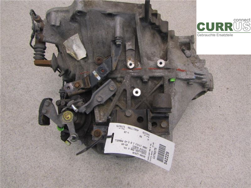 TOYOTA AURIS    07-09 Skrzynia 6-biegowa 30300-12B30 2,0 D-4D